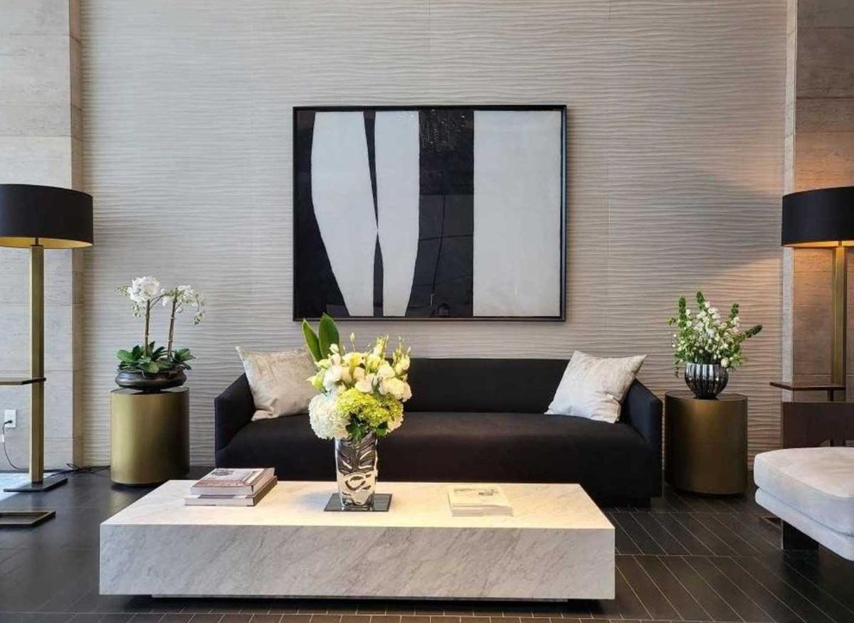 2 Bedroom Plus Den Condo トロント エクステリア 写真